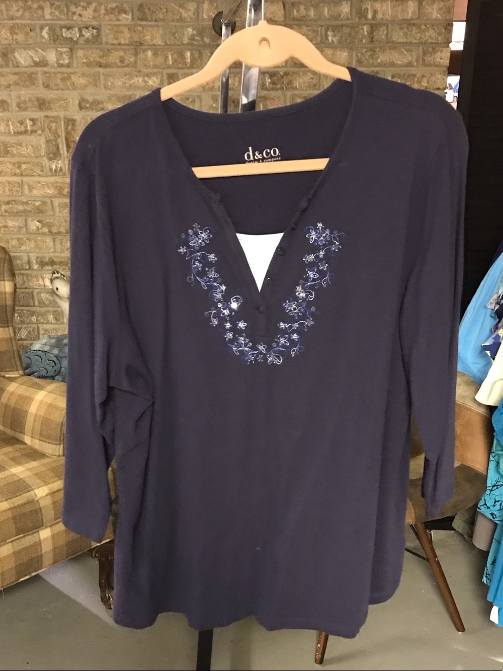 d&co. Navy Long-Sleeve Embroidered V-Neck Tee